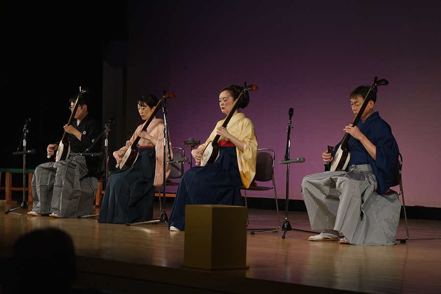 泉大津市文化協会オンステージ2025「じゃわめく芸能」での竹山流 津軽三味線 合奏