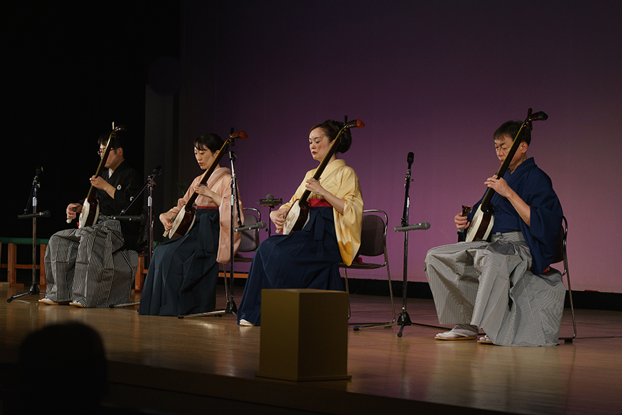 泉大津市文化協会オンステージ2025「じゃわめく芸能」での竹山流 津軽三味線 合奏